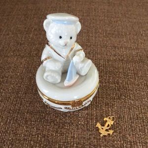 Lenox “Anchors Aweigh Treasure Box” & anchor charm